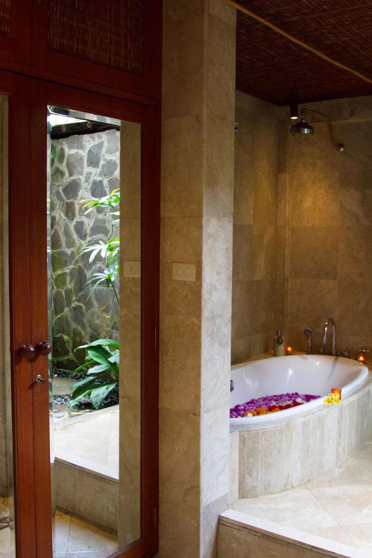 Villa Gaia Ubud Exterior foto